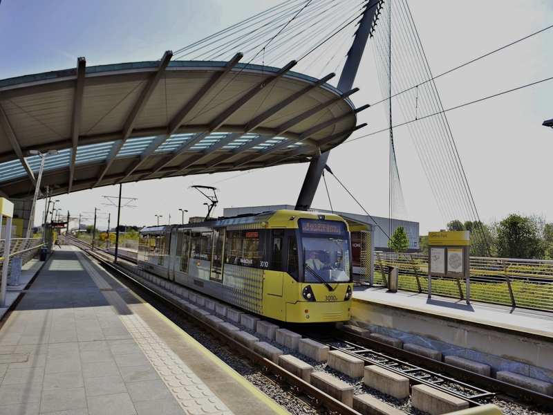 Image of a rain at a platform. 